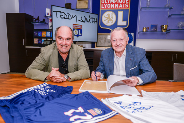 saison 2019-2020 partenariat TEDDY SMITH signature